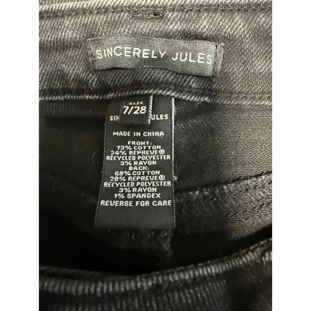 Sincerely Jules Denim Shorts‎ Women 7/28 Black Excellent Distressed Cut Off